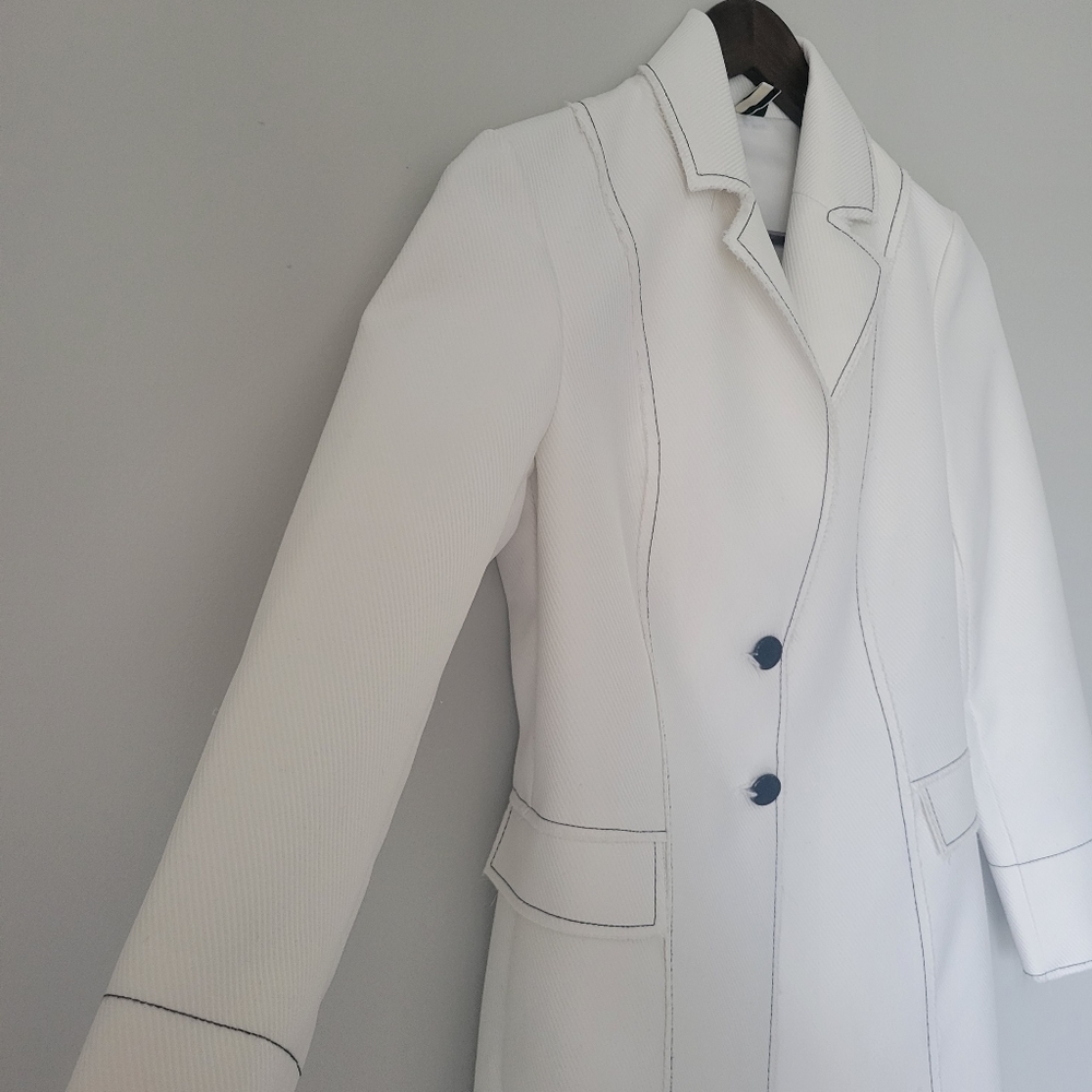 SOLD! TOPSHOP White Coat with Bold Black Stiching and Raw Unfinished Edge - Picture 4 of 16